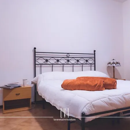 Antonella Piazza Brescia Apartment